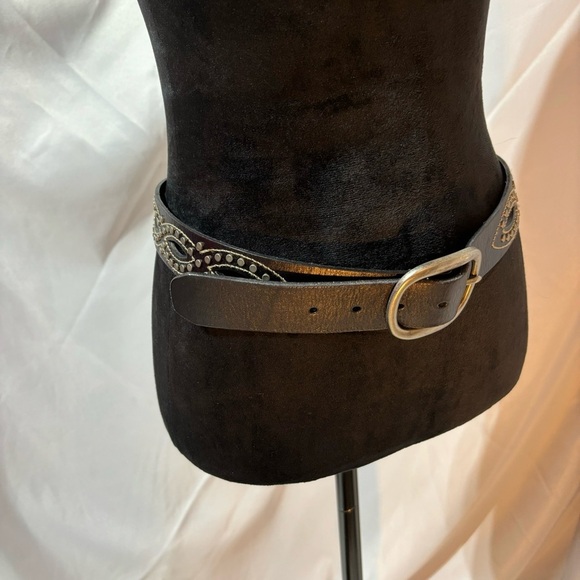 Fossil Leather Belt with Details Size M - Picture 2 of 16